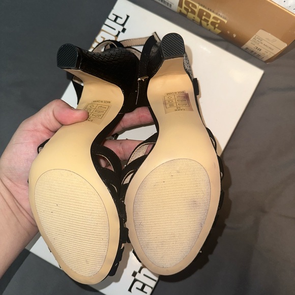 ModCloth Chic and Repeat by Chelsea Crew Vintage Inspired Heels in size 38 (us7) - Picture 5 of 10